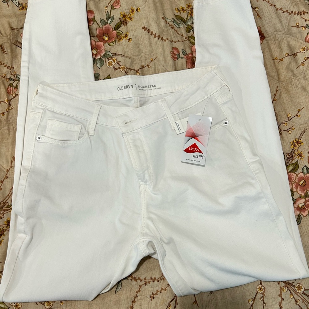 Old Navy Midrise Rockstar Lycra White Skinny Jeans
